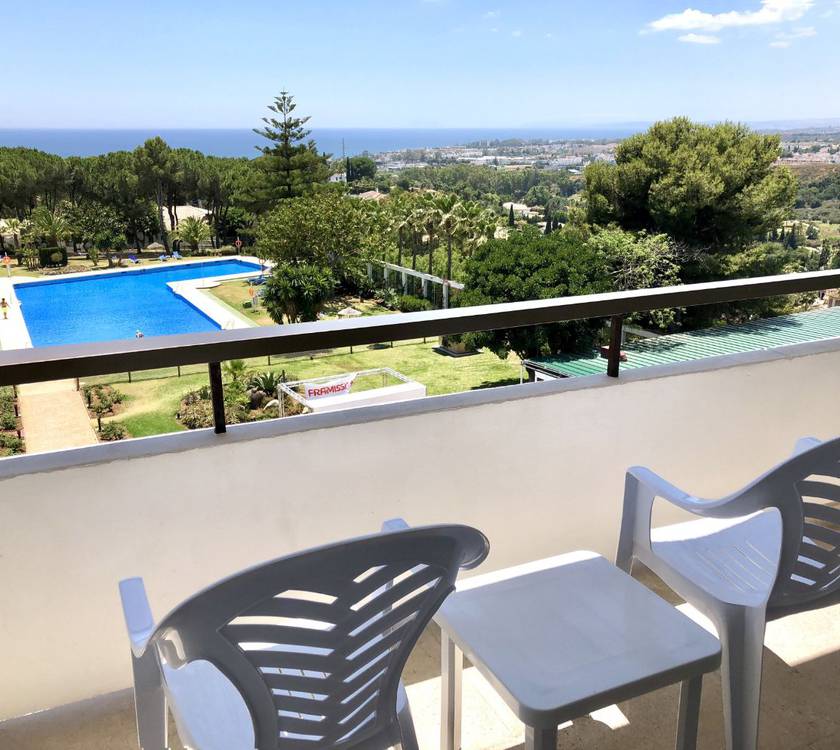 Piscina Hotel TRH Paraíso Estepona